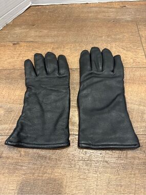 Men’s Black Gloves Size 9